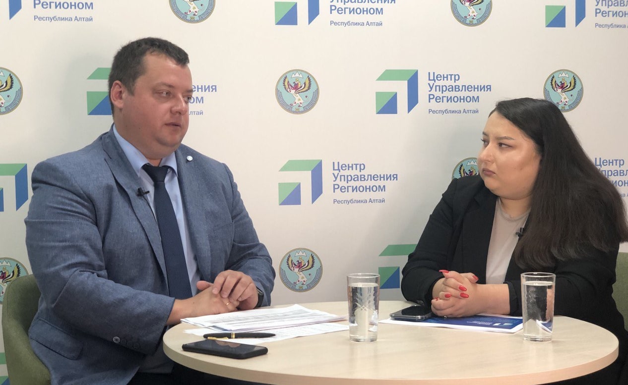 Петр Громов рассказал о развитии Майминского района в прямом эфире ЦУР