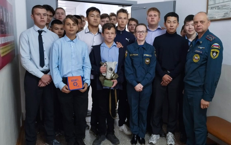 Уроки по гражданской обороне проходят в школах Республики Алтай