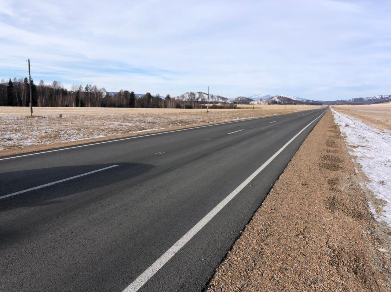 Более 15 км автодороги Подъезд Талда – Тюнгур отремонтировали по нацпроекту