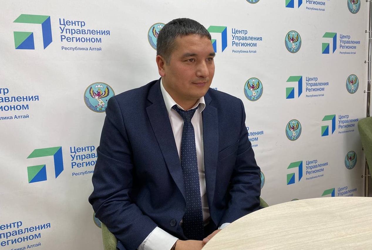 Прямой эфир по вопросам жилищного надзора в Республике Алтай прошел в ЦУР