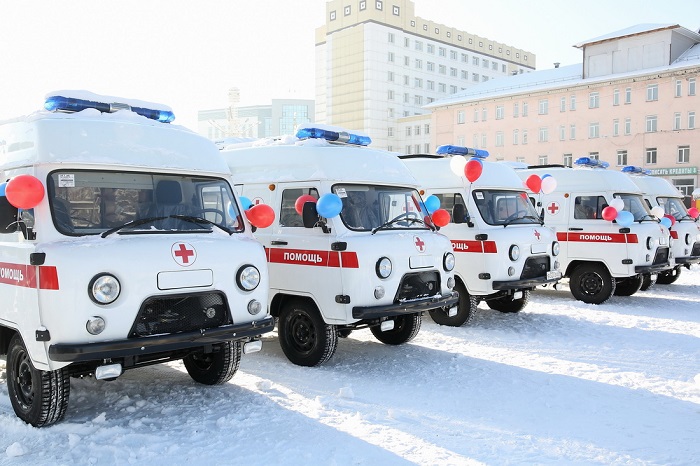 Районные больницы Республики Алтай получили новый транспорт