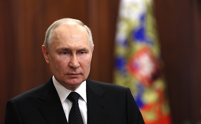 Совет Федерации и Госдума поддержали Президента России