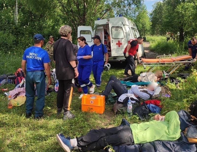 Троих пострадавших на Алтае туристов доставили санавиацией в столицу региона