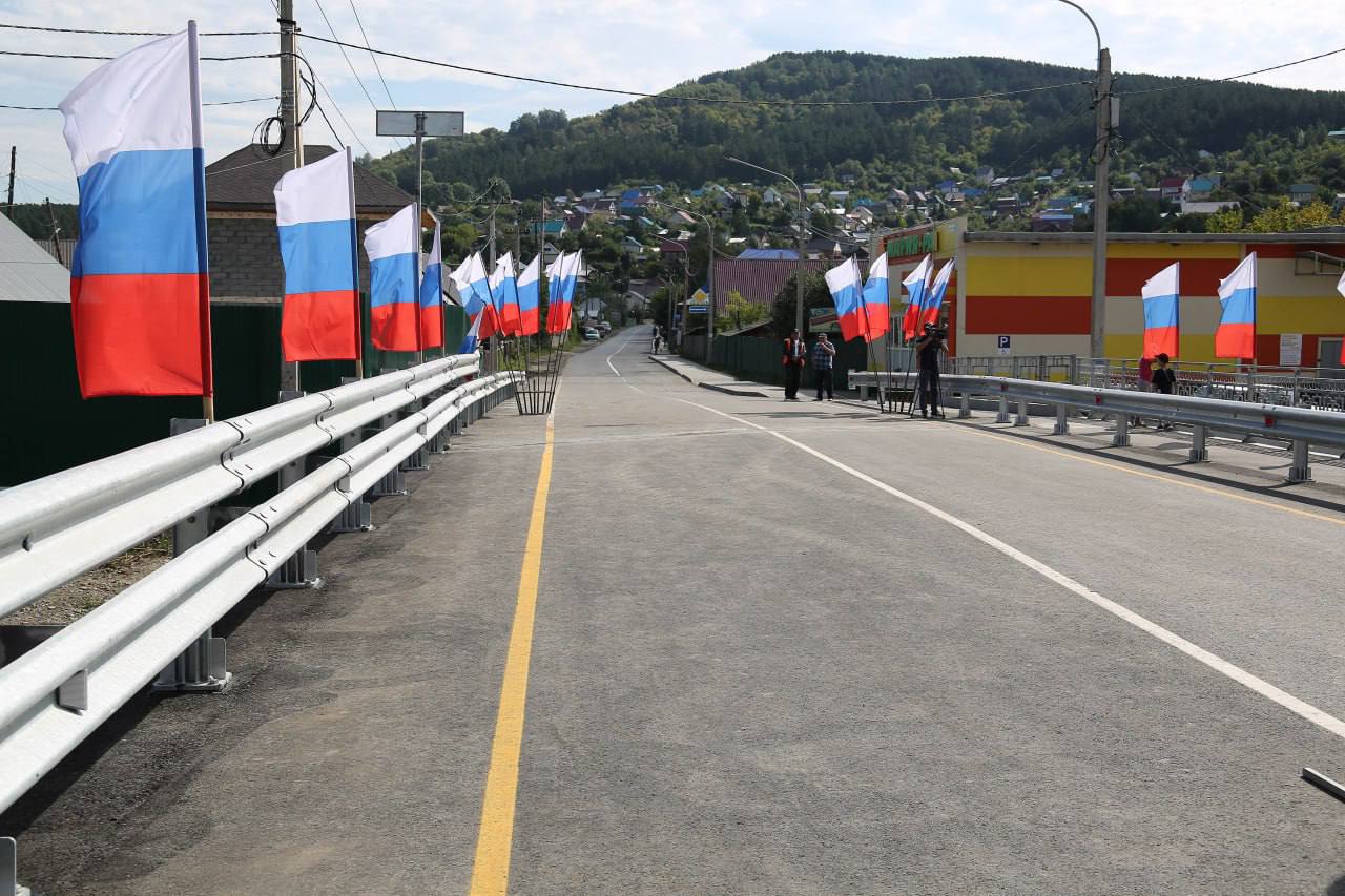 Долгожданный мост открыли после ремонта в Горно-Алтайске на улице Фрунзе