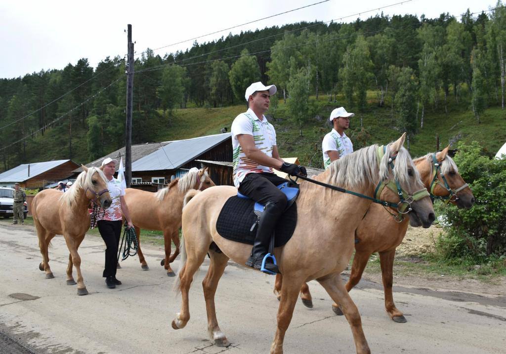 Уникальный конный пробег Татарстан – Алтай финишировал в Майминском районе