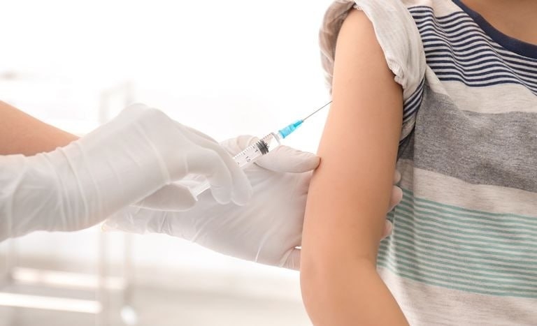В Республике Алтай продолжается вакцинация против гриппа