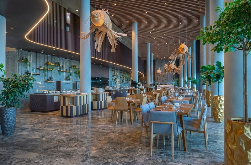 Курорт Сбера «Манжерок» получил самую престижную премию планеты для отельеров
