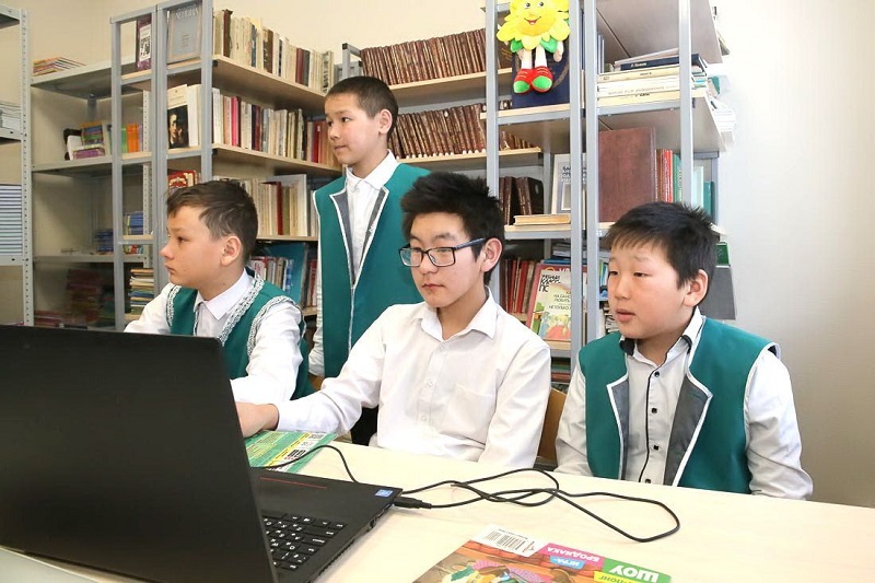 Десятки школ Республики Алтай оснастят компьютерным оборудованием