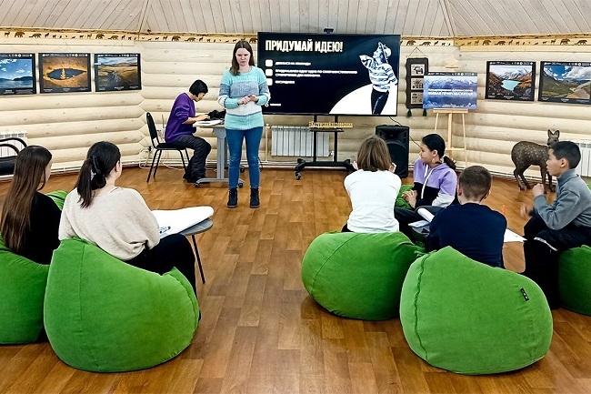 Бизнес-обучение для школьников проходит в Усть-Коксе