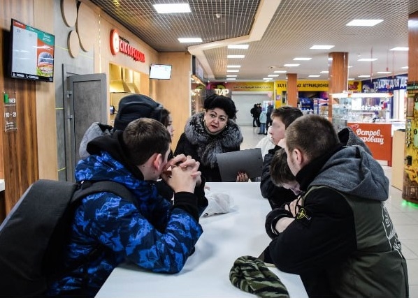 На фудкортах торговых центров Горно-Алтайска проходят рейды КДН