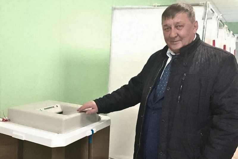 Ольга Сафронова и Юрий Нечаев проголосовали на выборах Президента РФ