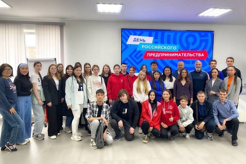 Предприниматели Республики Алтай встретились с молодёжью