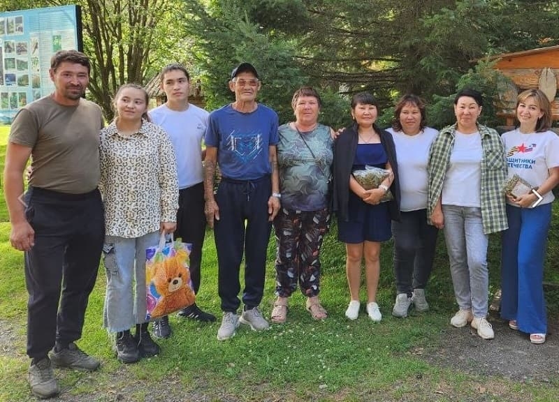 Семьи участников СВО побывали в ботаническом саду в Камлаке