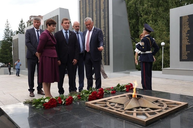 Мемориал с Вечным огнём в Горно-Алтайске обновят к юбилейному 9 Мая