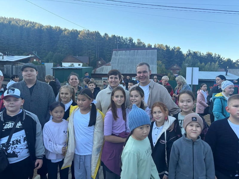 В Горно-Алтайске открыли детскую спортивную площадку на улице Крылова