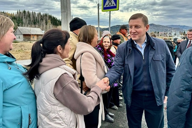 Андрей Турчак работает в Чойском районе