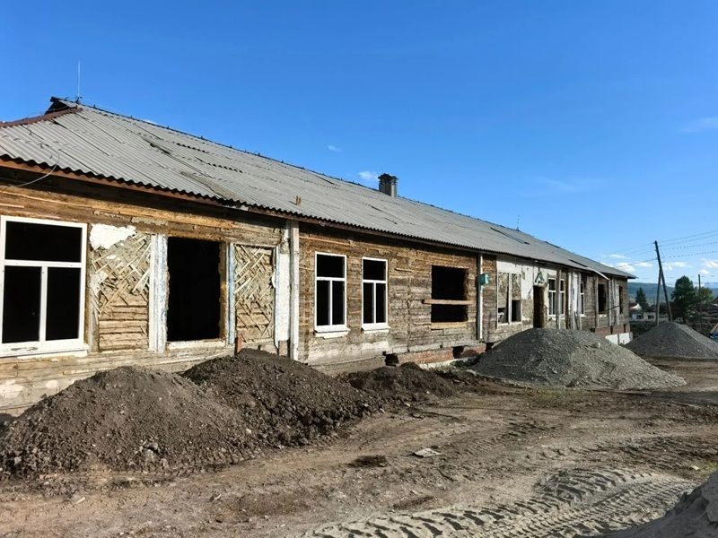 В селе Балыктуюль начался капитальный ремонт детского сада