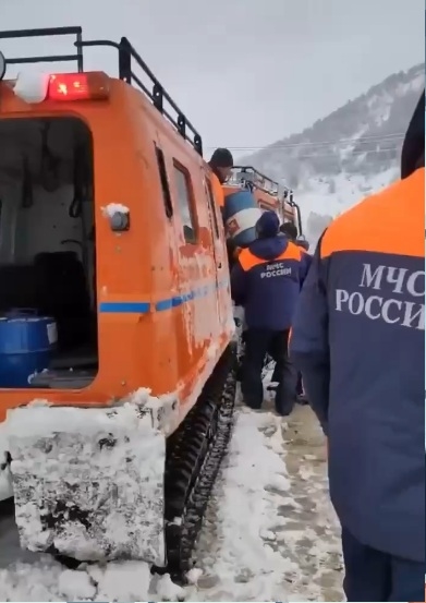 Спасатели помогли туристу, заблудившемуся в районе Каракольских озер