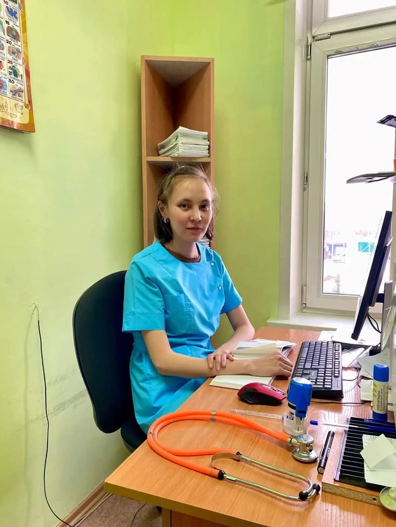 В Усть-Коксинской районной больнице работает врач-педиатр — Екатерина Чуртпанова